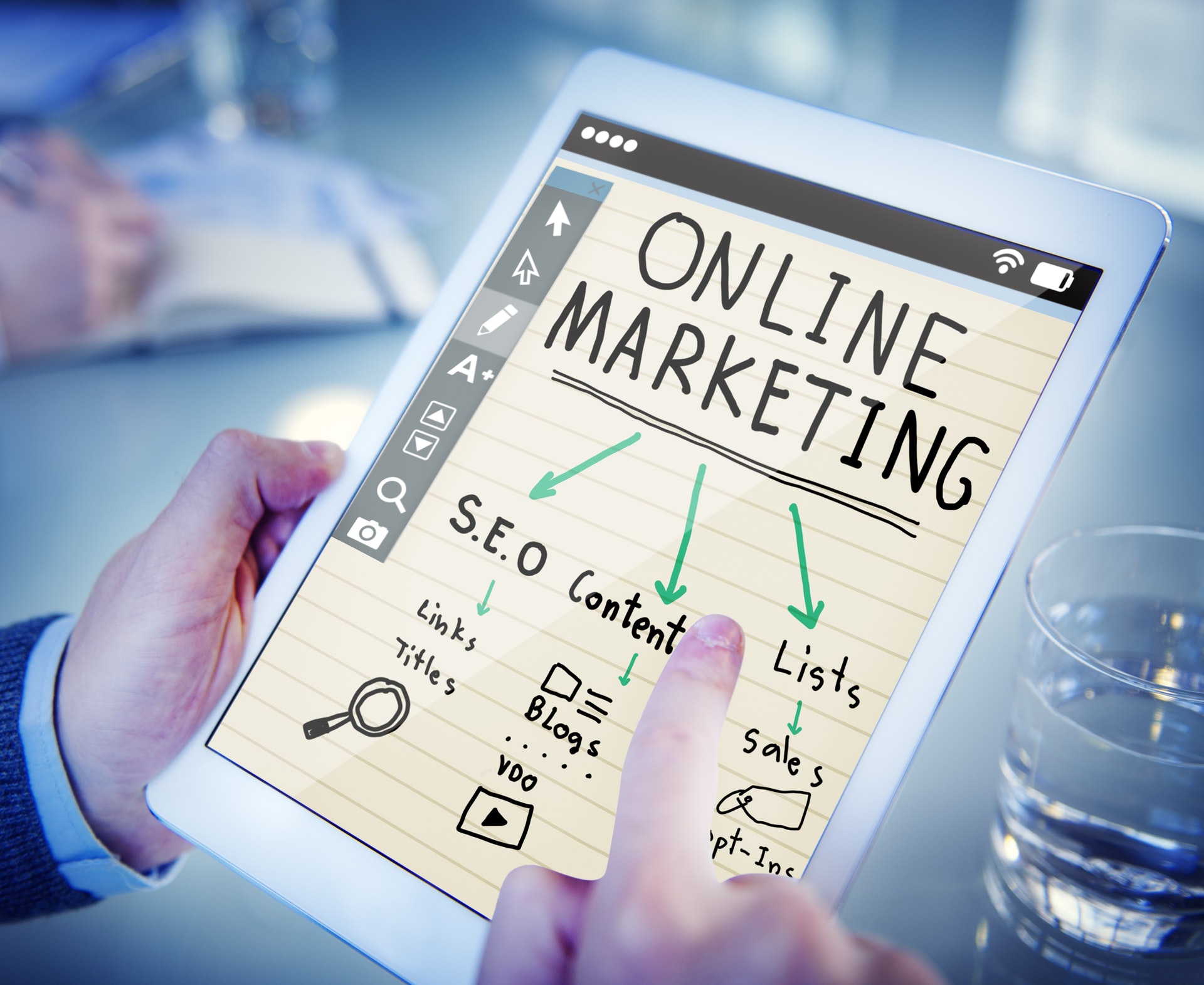 B2B content marketing challenges pexels-photo-266176